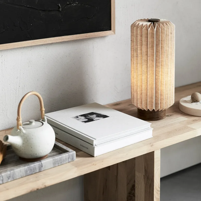 Alba tafellamp, linnen, naturel, hoogte 37 cm fra Watt & Veke – produktbillede