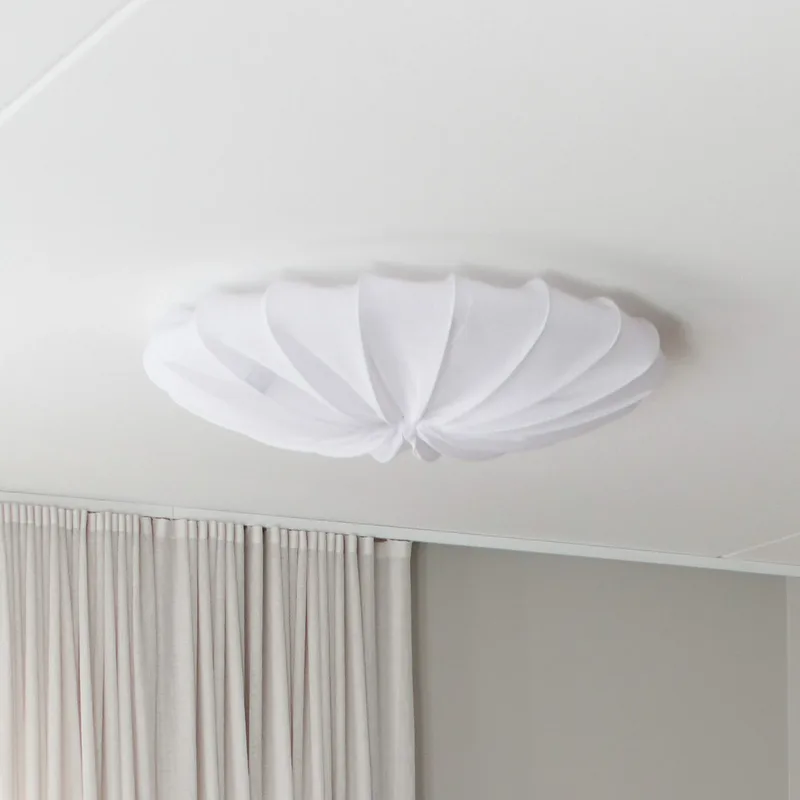 Anna plafondlamp, wit, Ø 80 cm, 4-lamps, linnen fra Watt & Veke – produktbillede