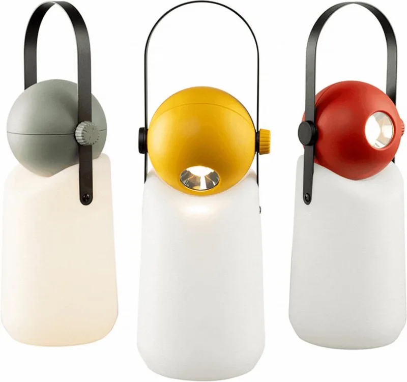 Guidelight | Multifunctionele & Oplaadbare Lantaarn voor Buiten | Windlicht, Zaklamp, Camping Lamp, Buitenlamp, Sfeerlamp | Spatwaterdicht | Sfeerlicht Buitenverlichting | Goud Geel RAL 1004 van Weltevree in Goud Geel RAL 1004 – productfoto