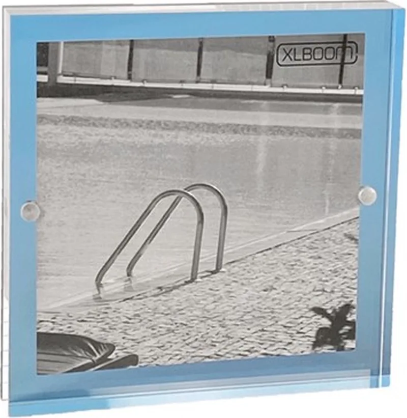 Acrylic Magnetic Fotolijst 13x13cm Sky Blue - magnetische minimalistische fotolijst in acryl - design fotokader by XLBoom in Blue – product photo