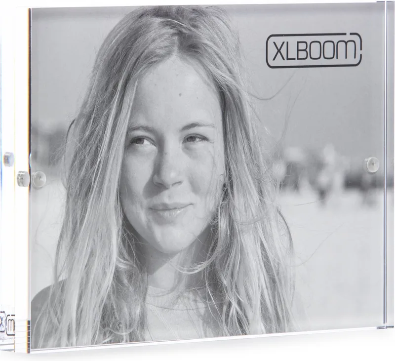 Acrylic Magnetic Fotolijst 13x18cm - magnetische minimalistische fotolijst in acryl - design fotokader de XLBoom en Transparent – photo du produit