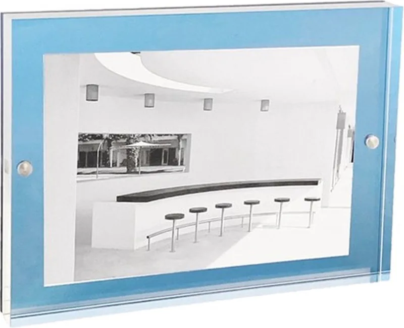 Acrylic Magnetic Fotolijst 13x18cm Sky Blue - magnetische minimalistische fotolijst in acryl - design fotokader by XLBoom in Blue – product photo