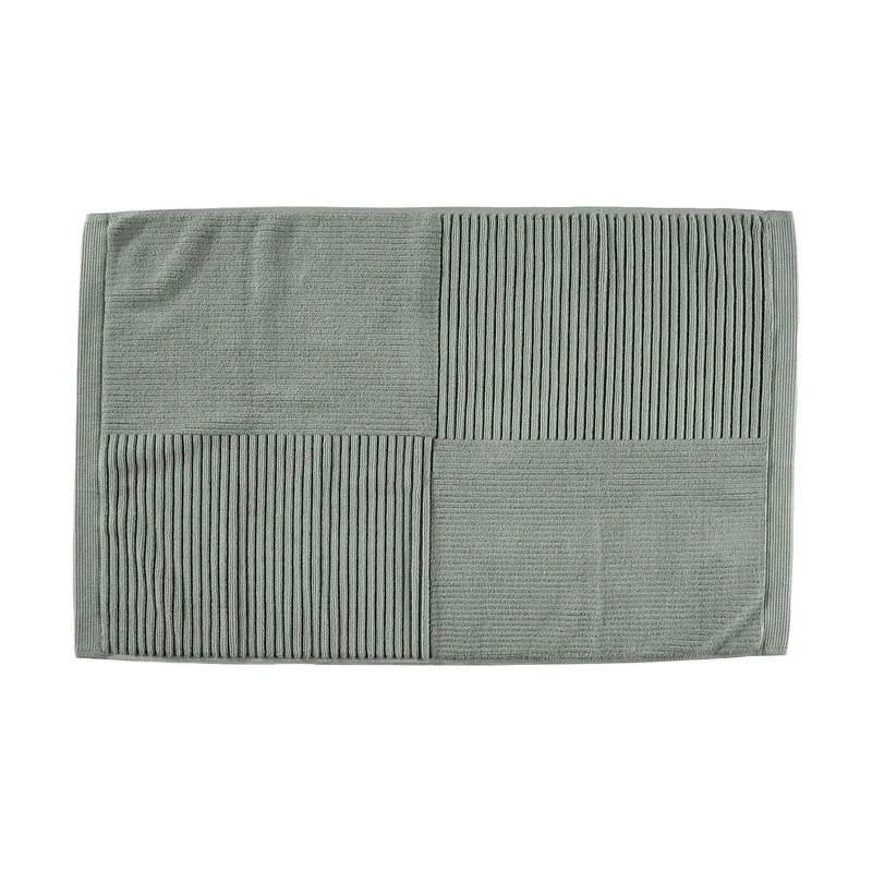 Classic Badezimmermatte 50x80 cm Matcha green fra Zone Denmark – produktbillede