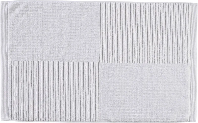 Classic Badmat - Absorberende Badkamermat - Hotelkwaliteit - 100% katoen - 1200g/m2 - 50 x 80 cm - Wit by Zone Denmark in White – product photo