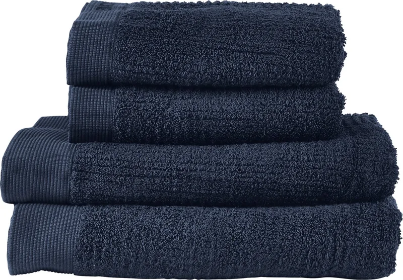 Classic Handdoeken set - Set van 4 - Hoge Absorptie - 100% katoen - 600 g/m2 - 50 x 100 & 70 x 140 cm - (blauw) van Zone Denmark in Dark Blue – productfoto