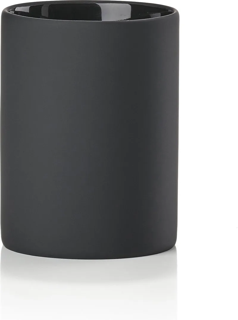 Karma Tandenborstelbeker - Beker voor Tandenborstels - Tandenborstelhouder - Toilet & Badkamer Accessoires - 10 x 7,6 cm - Zwart by Zone Denmark in Black – product photo