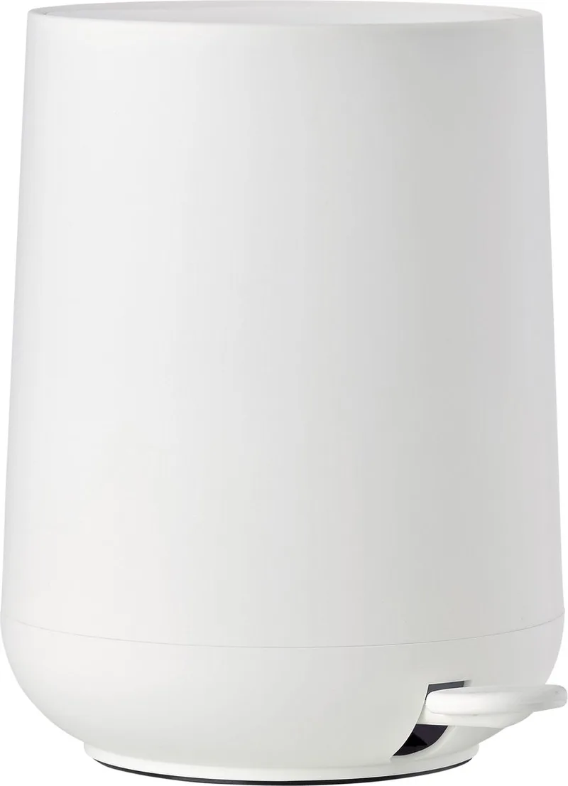 Nova Pedaalemmer - Prullenbak Badkamer Softclose - Afvalemmer Klein - Toilet & Badkamer Accessoires - Kunststof - 5 liter - 29 x 23 cm - Wit by Zone Denmark in White – product photo