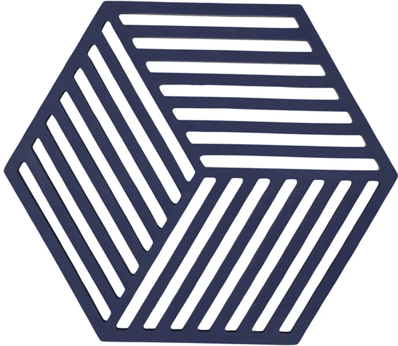 Pannenonderzetter Hexagon – Onderzetters Pannen – Hittebestendig tot 250°C – Vaatwasserbestendig – Siliconen – 16 x 14 x 0,9 cm by Zone Denmark in Midnight – product photo
