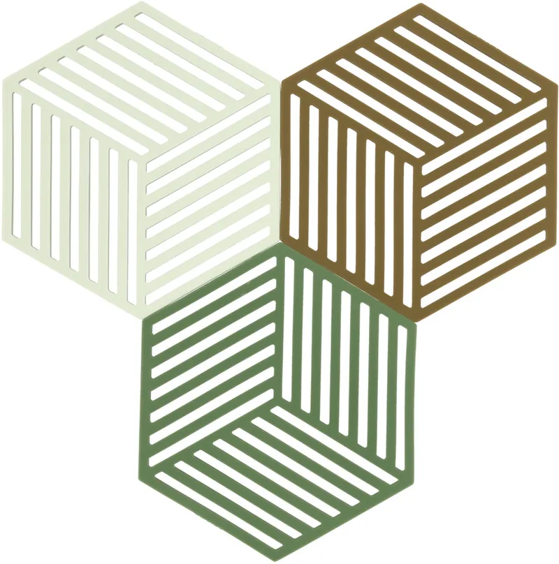 Pannenonderzetter Hexagon – Onderzetters Pannen Set – Hittebestendig tot 250°C – Vaatwasserbestendig – Siliconen – 16 x 14 x 0,9 cm – 3 stuks von Zone Denmark in Grass/Mint/Liquorice – Produktfoto