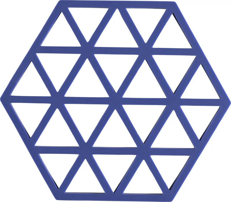 Pannenonderzetter Triangles – Onderzetters Pannen – Hittebestendig tot 250°C – Vaatwasserbestendig – Siliconen – 16 × 14 × 0,9 cm by Zone Denmark in Indigo – product photo