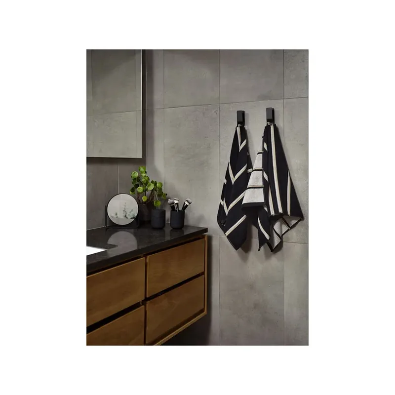 Sauna Handtuch Black-soft grey-camel, 50x100 cm by Zone Denmark – product photo 2 of 3