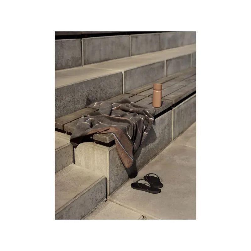 Sauna Handtuch Taupe-camel-sky blue, 70x140 cm de Zone Denmark – photo du produit 4 sur 4