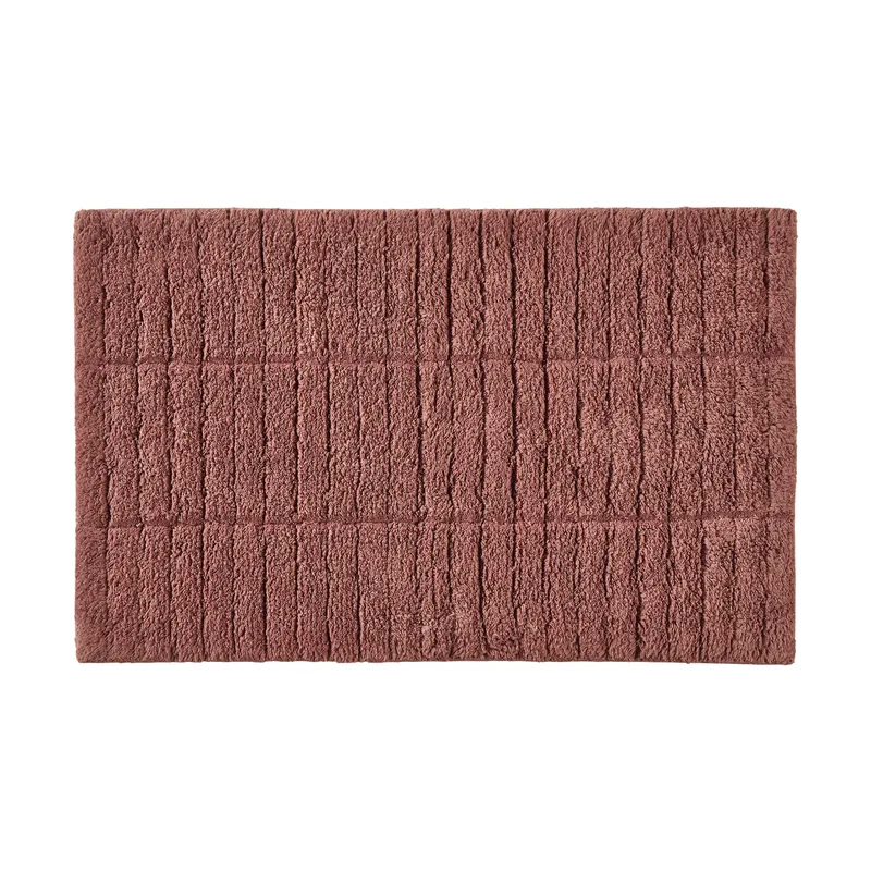 Tiles Badezimmerteppich Pfirsichrot von Zone Denmark – Produktfoto