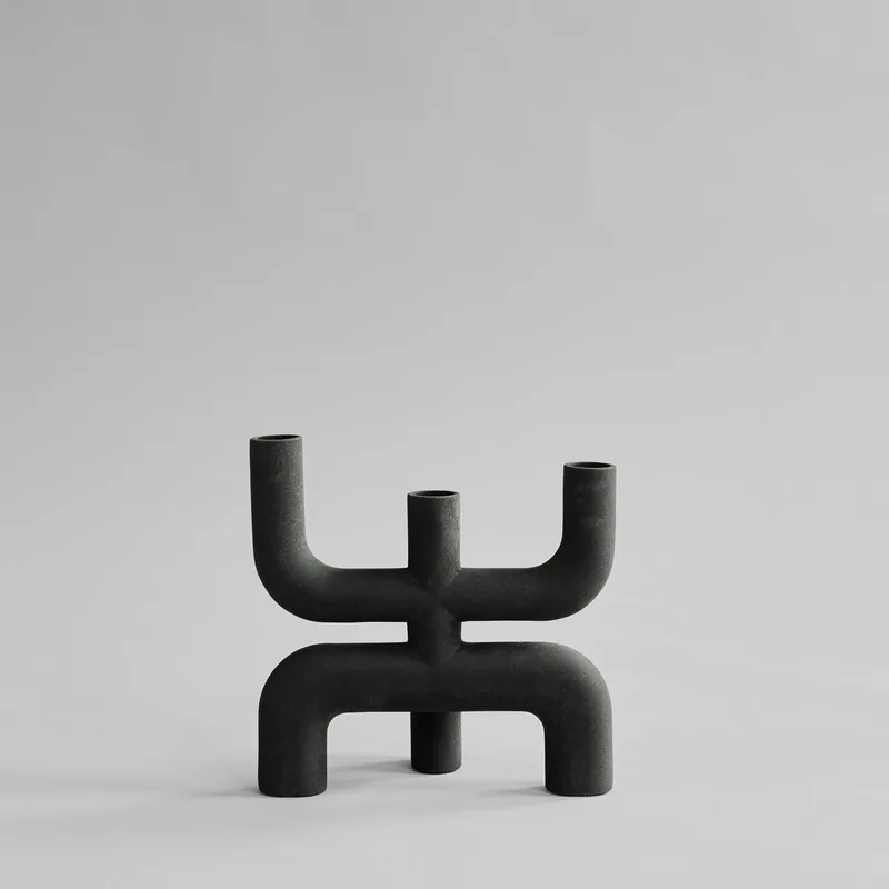 Cobra Candle Holder - Black van 101 Copenhagen – productfoto