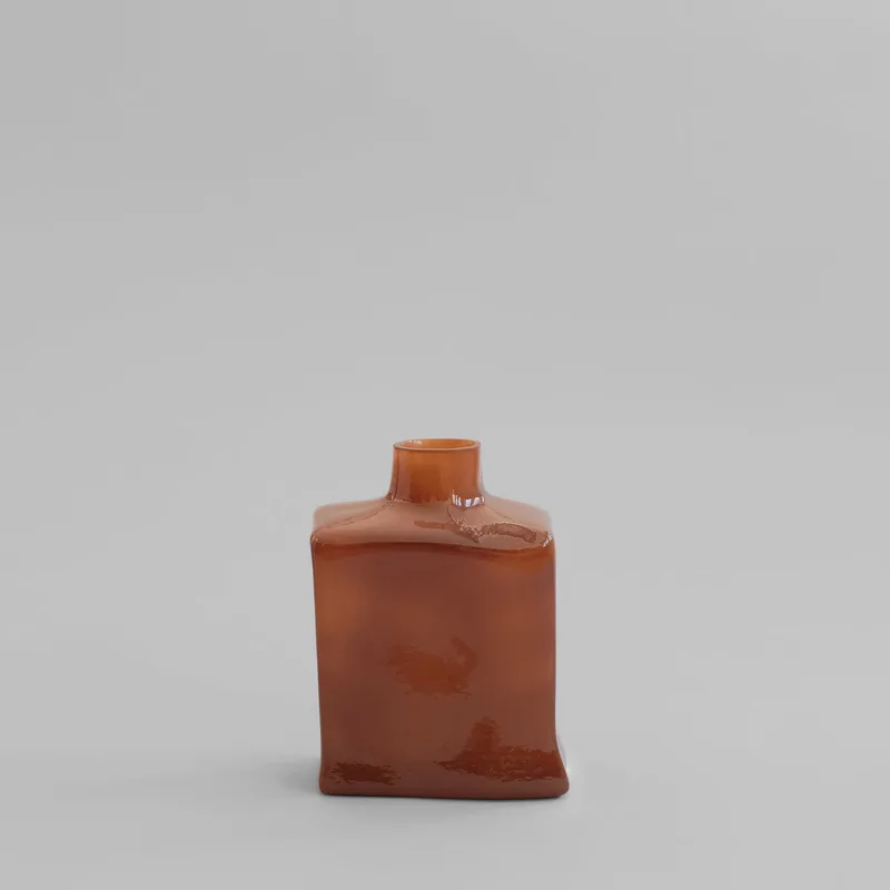 Shin Vase, Medio - Caramel van 101 Copenhagen – productfoto