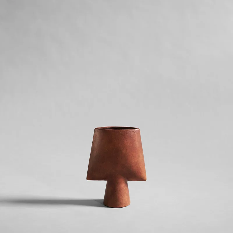 Sphere Vase Square, Mini - Terracotta de 101 Copenhagen – photo du produit