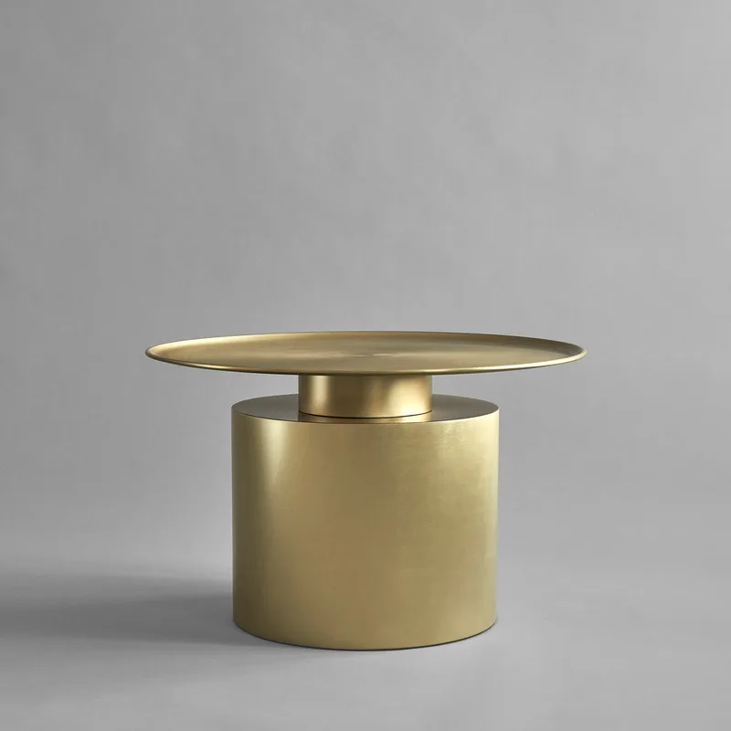 Pillar Table, Low - Brass van 101 Copenhagen – productfoto