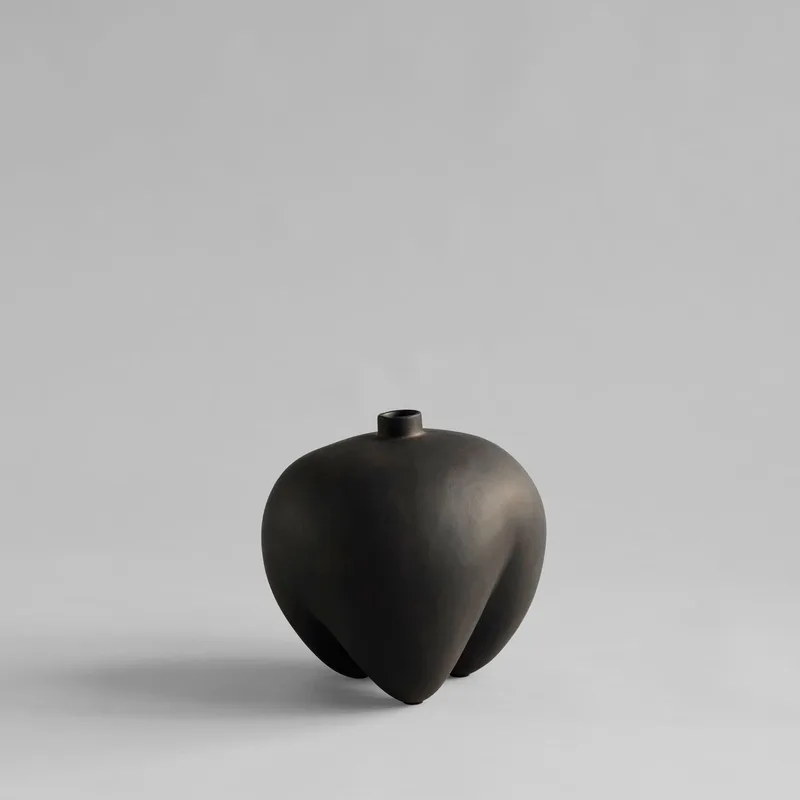 Sumo Vase, Mini - Coffee by 101 Copenhagen – product photo