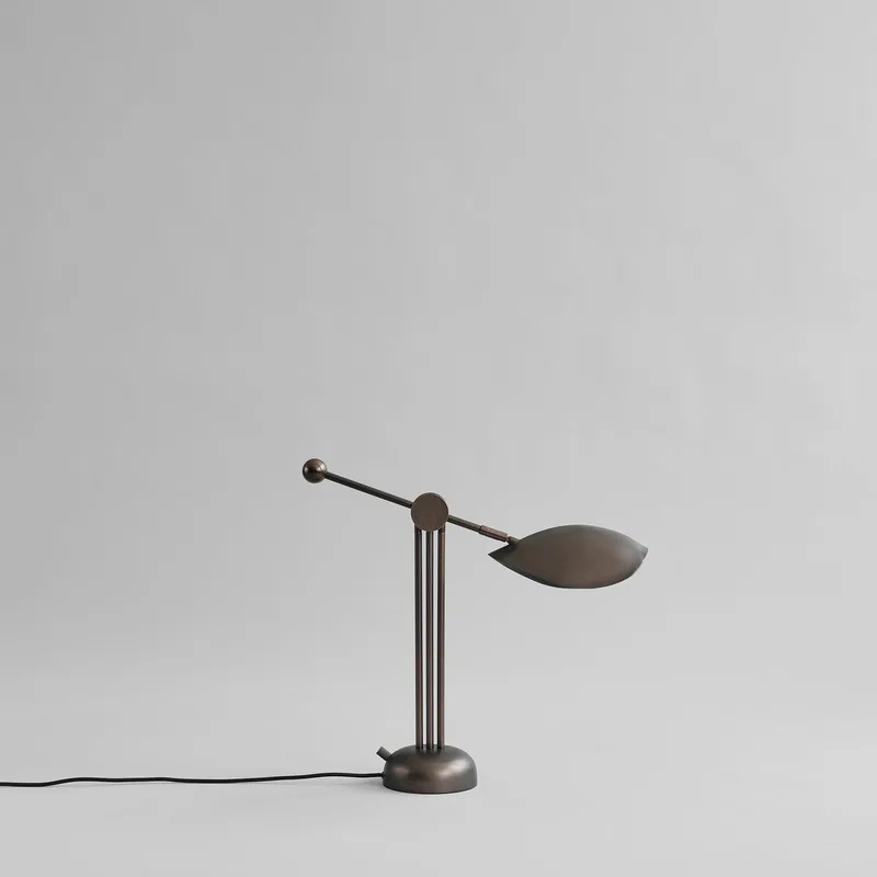 Stingray Table Lamp - Bronze von 101 Copenhagen – Produktfoto