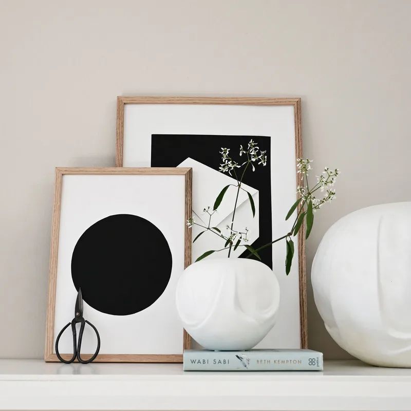 Orimono Vase, Mini - Bone White de 101 Copenhagen – photo d’ambiance