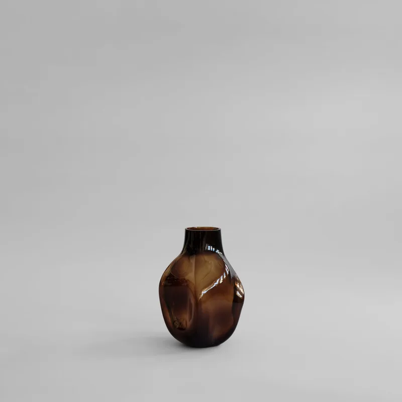 Bakku Vase, Medio - Smoked Forest by 101 Copenhagen – product photo