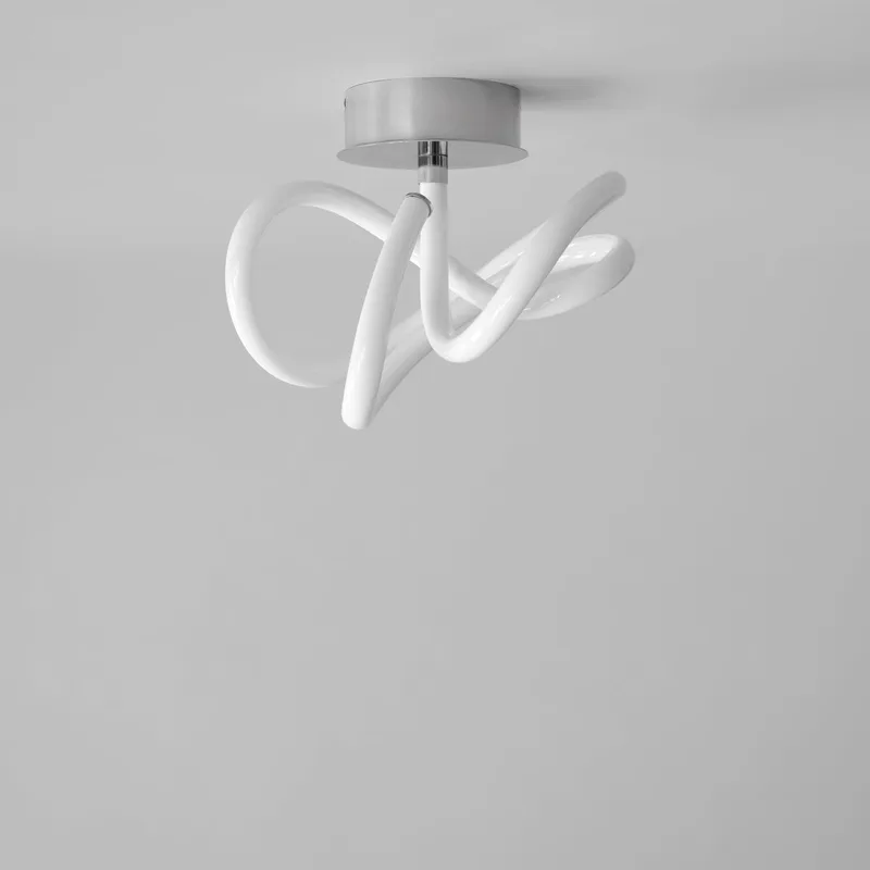 Ghost Ceiling Lamp - Chrome von 101 Copenhagen – Produktfoto