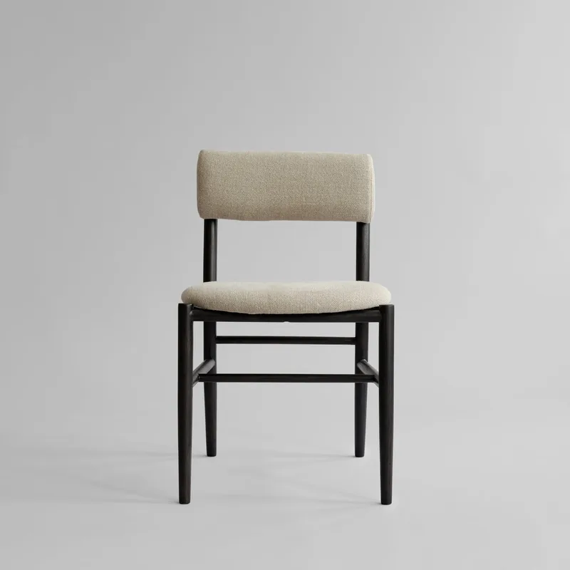 Nama Dining Chair, Coffee Black - Linen de 101 Copenhagen – photo du produit