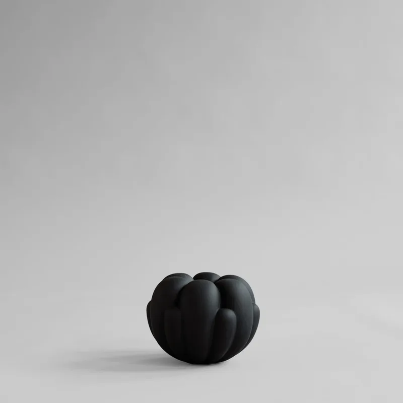 Bloom Vase, Petit - Black von 101 Copenhagen – Produktfoto
