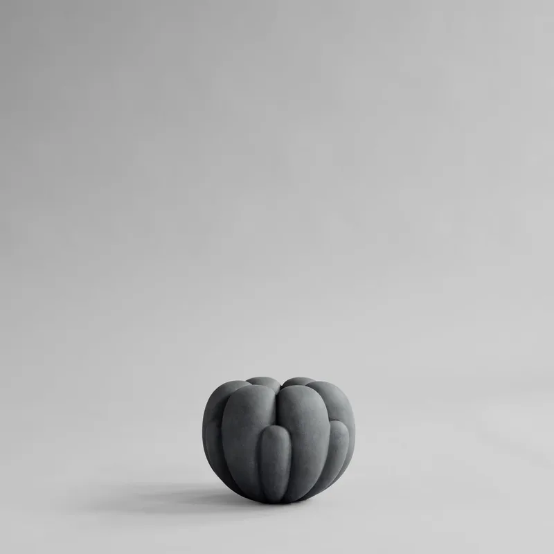 Bloom Vase, Petit - Dark Grey von 101 Copenhagen – Produktfoto