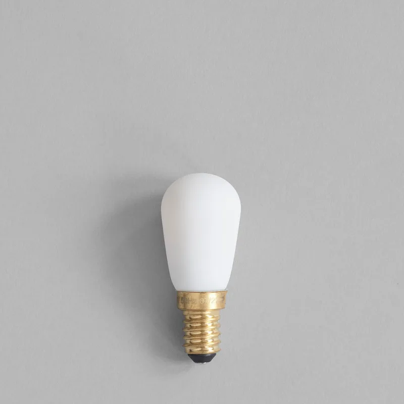 Pygmy - LED Bulb -  E14 - 240V - 2500K van 101 Copenhagen – productfoto