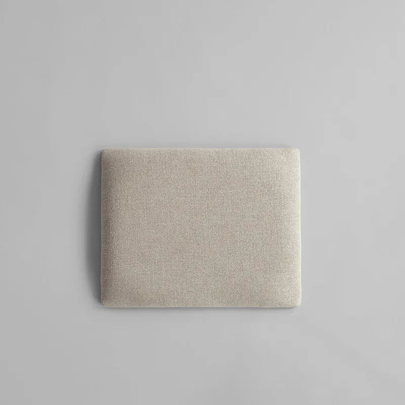 Makura Cushion 22 - Sand (8047-2) van 101 Copenhagen – productfoto