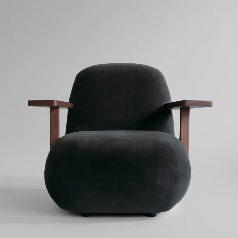 Toe Chair, Armest – Classic Brown Oak / Peat van 101 Copenhagen – productfoto