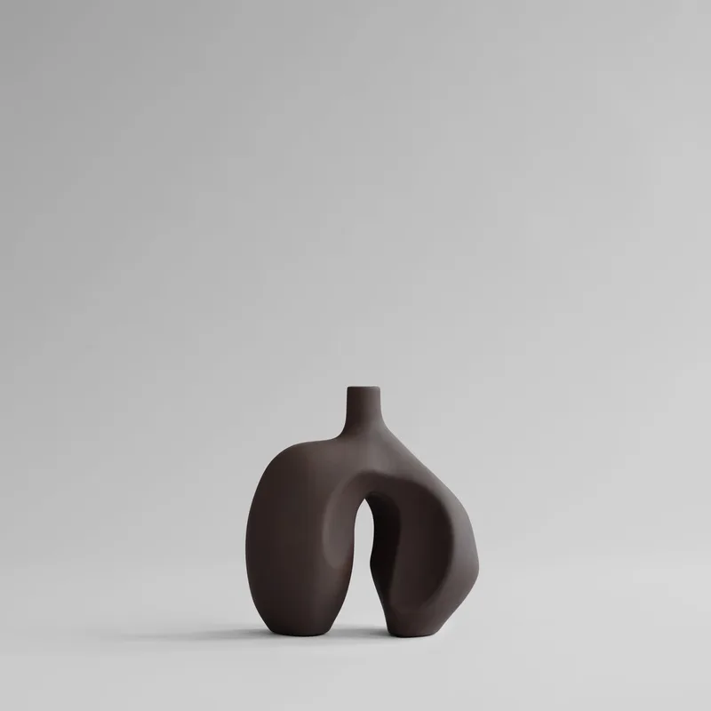 Ni Vase, Mini - Chocolate Brown van 101 Copenhagen – productfoto