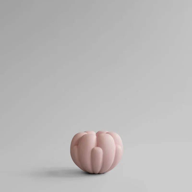 Bloom Vase, Petit - Rose by 101 Copenhagen – product photo
