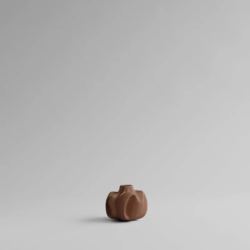 Wabi Vase, Mini - Almond by 101 Copenhagen – product photo