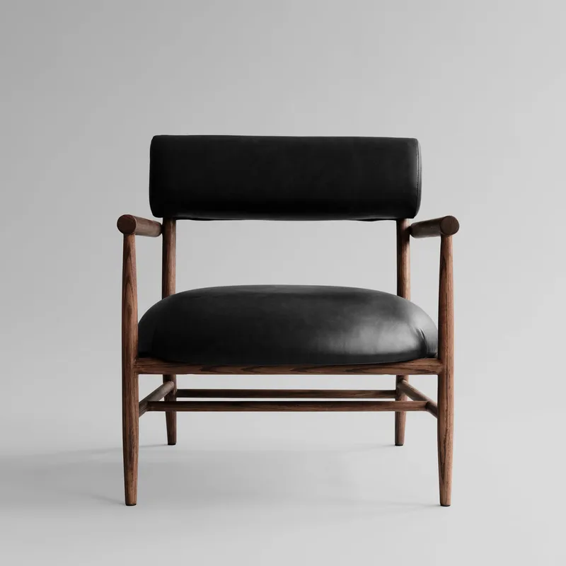 Nama Lounge Chair - Classic Brown Oak - Leather Black by 101 Copenhagen – product photo
