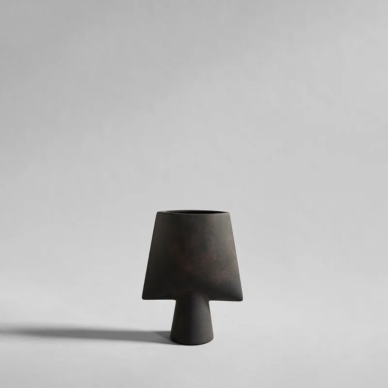 Sphere Vase Square, Mini - Coffee von 101 Copenhagen – Produktfoto
