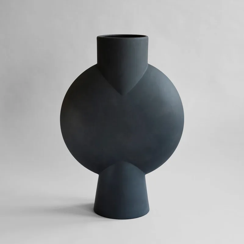 Sphere Vase Bubl, Giant - Coffee by 101 Copenhagen – product photo