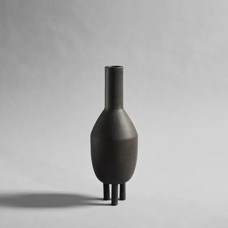 Duck Vase, Slim - Coffee by 101 Copenhagen – product photo