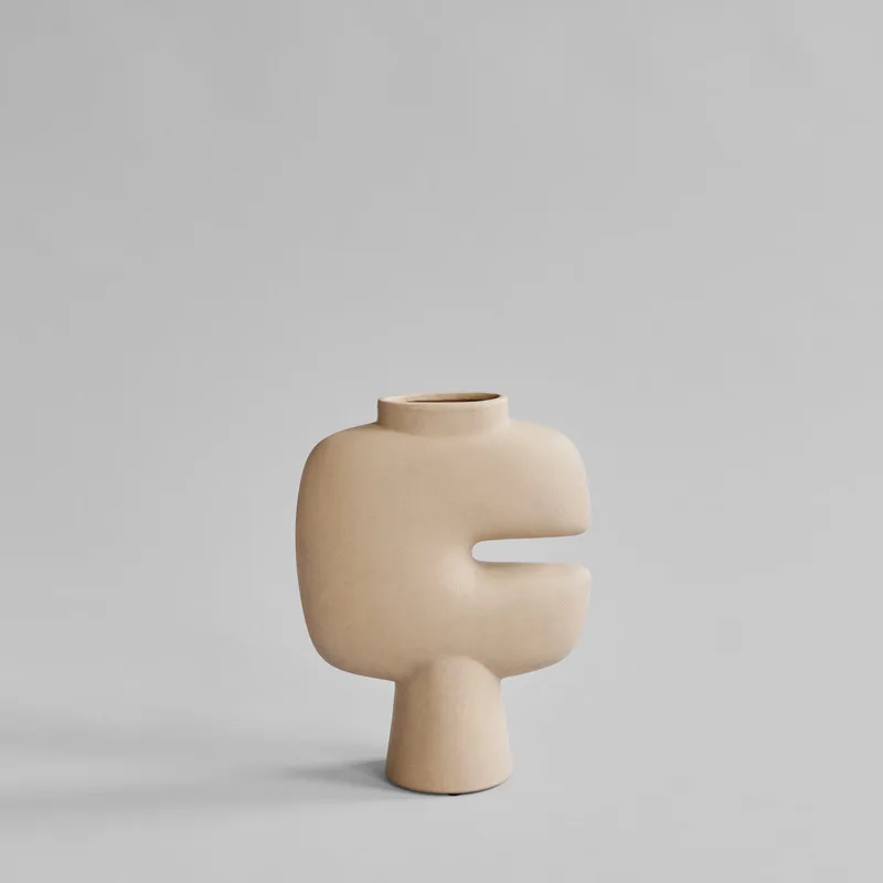 Tribal Vase, Medio - Sand van 101 Copenhagen – productfoto