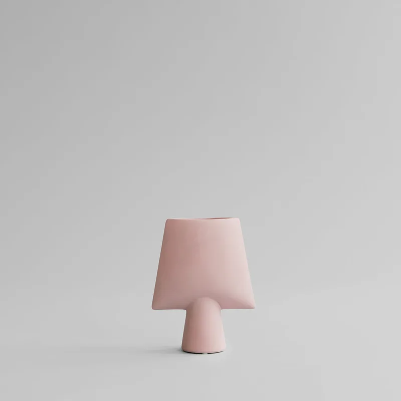 Sphere Vase Square, Mini – Rose by 101 Copenhagen – product photo