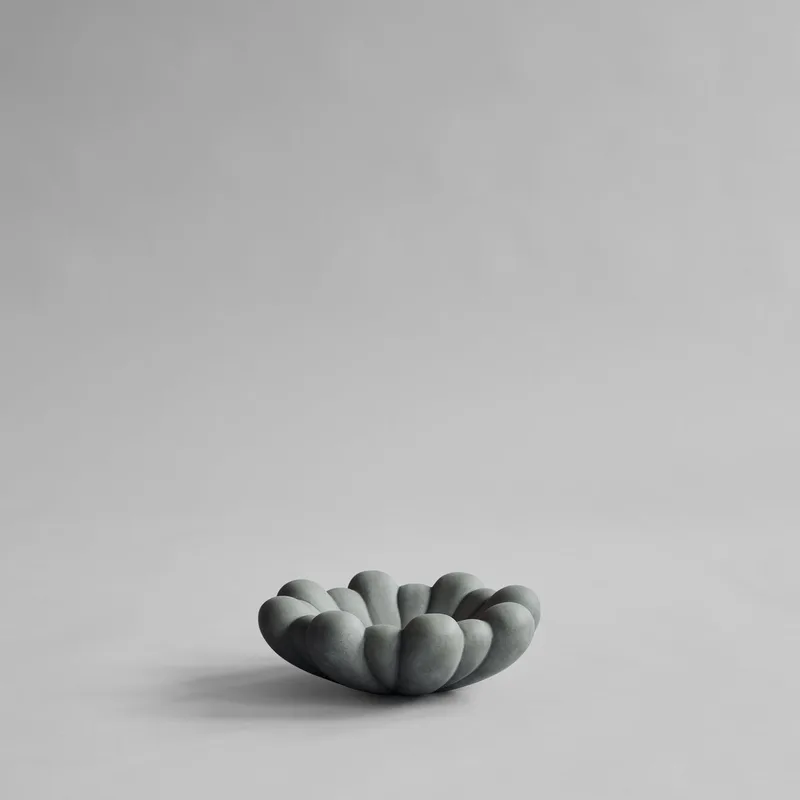 Bloom Tray, Medio - Dark Grey by 101 Copenhagen – product photo