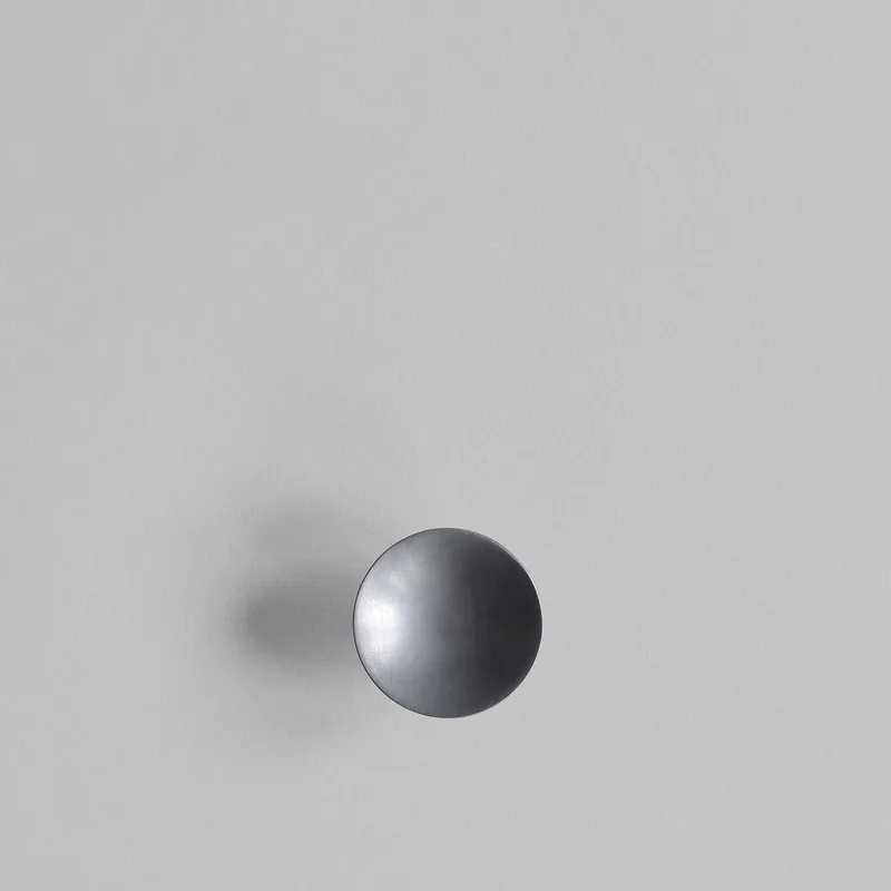 HiHat Knobs, Mini - Brushed Steel von 101 Copenhagen – Produktfoto