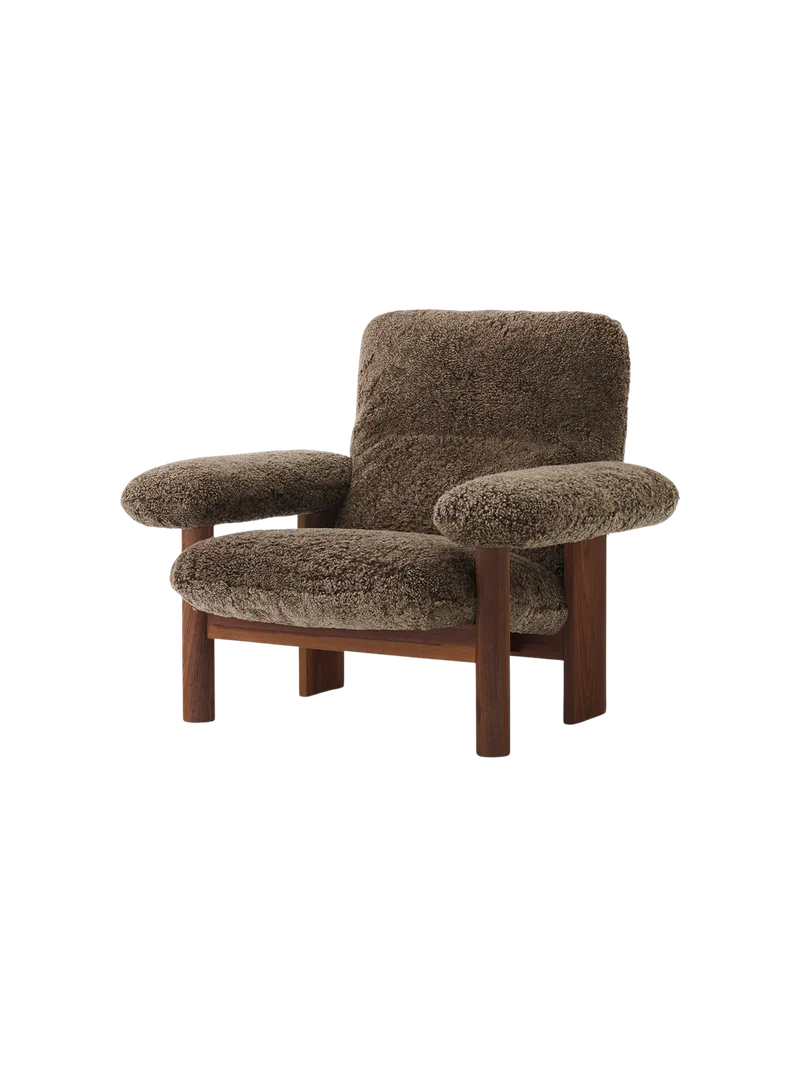Brasilia Lounge Chair by Audo Copenhagen in Dark Stained Oak, Sheepskin Nature, High Back, Sheepskin – product photo 11 of 30