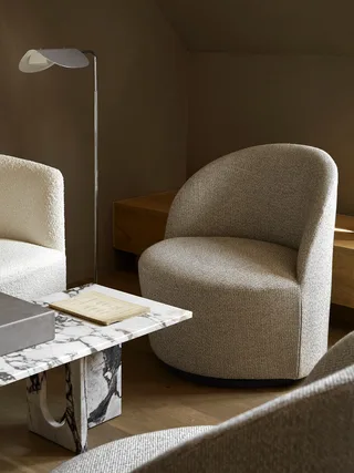 Wing Floor Lamp, Non-adjustable by Audo Copenhagen – interior photo 5 of 11