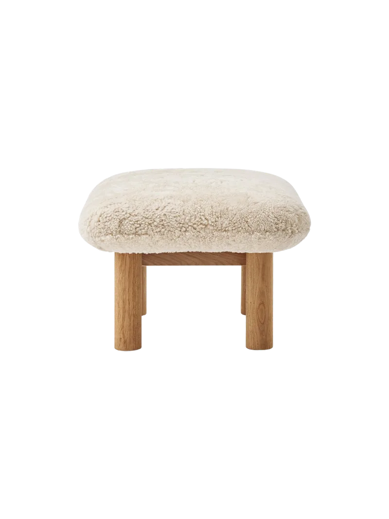 Brasilia Ottoman von Audo Copenhagen in Dark Stained Oak, Sheepskin Root, Sheepskin – Produktfoto 7 von 22