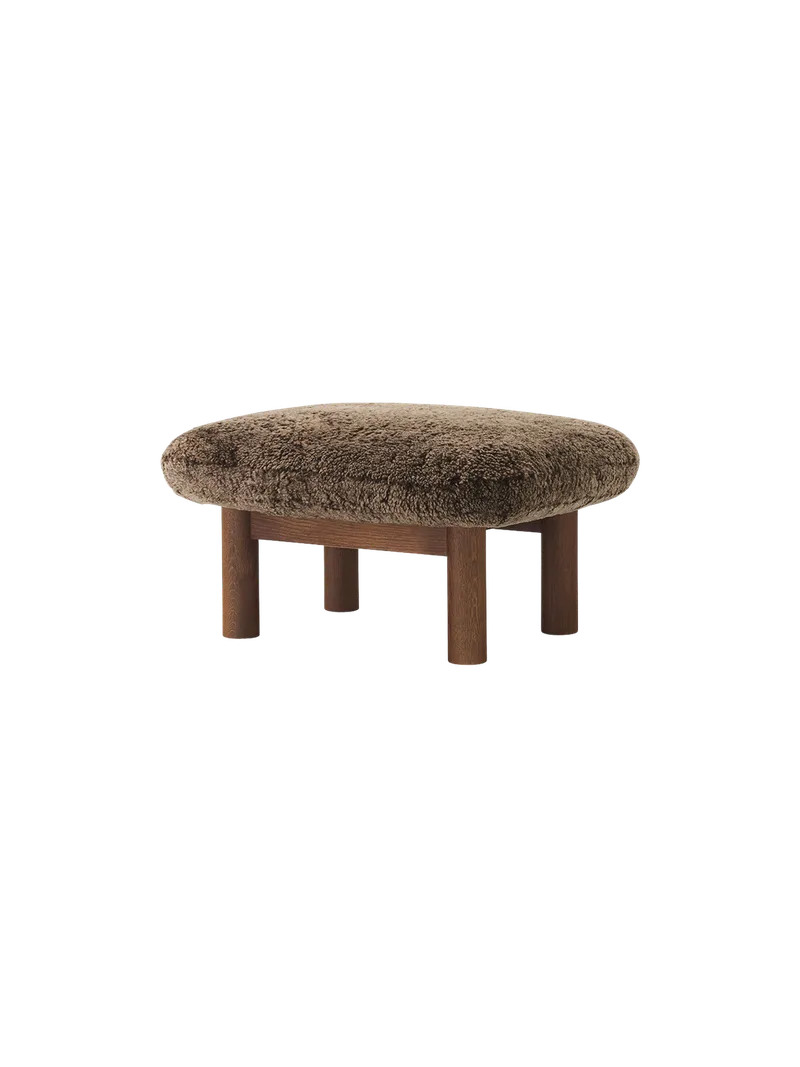 Brasilia Ottoman von Audo Copenhagen in Dark Stained Oak, Sheepskin Root, Sheepskin – Produktfoto 12 von 22