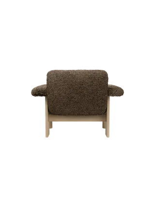 Brasilia Lounge Chair by Audo Copenhagen in Walnut, Sheepskin Sahara, Low Back, Sheepskin – product photo 18 of 21