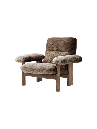 Brasilia Lounge Chair by Audo Copenhagen in Dark Stained Oak, Sheepskin Nature, High Back, Sheepskin – product photo 12 of 30