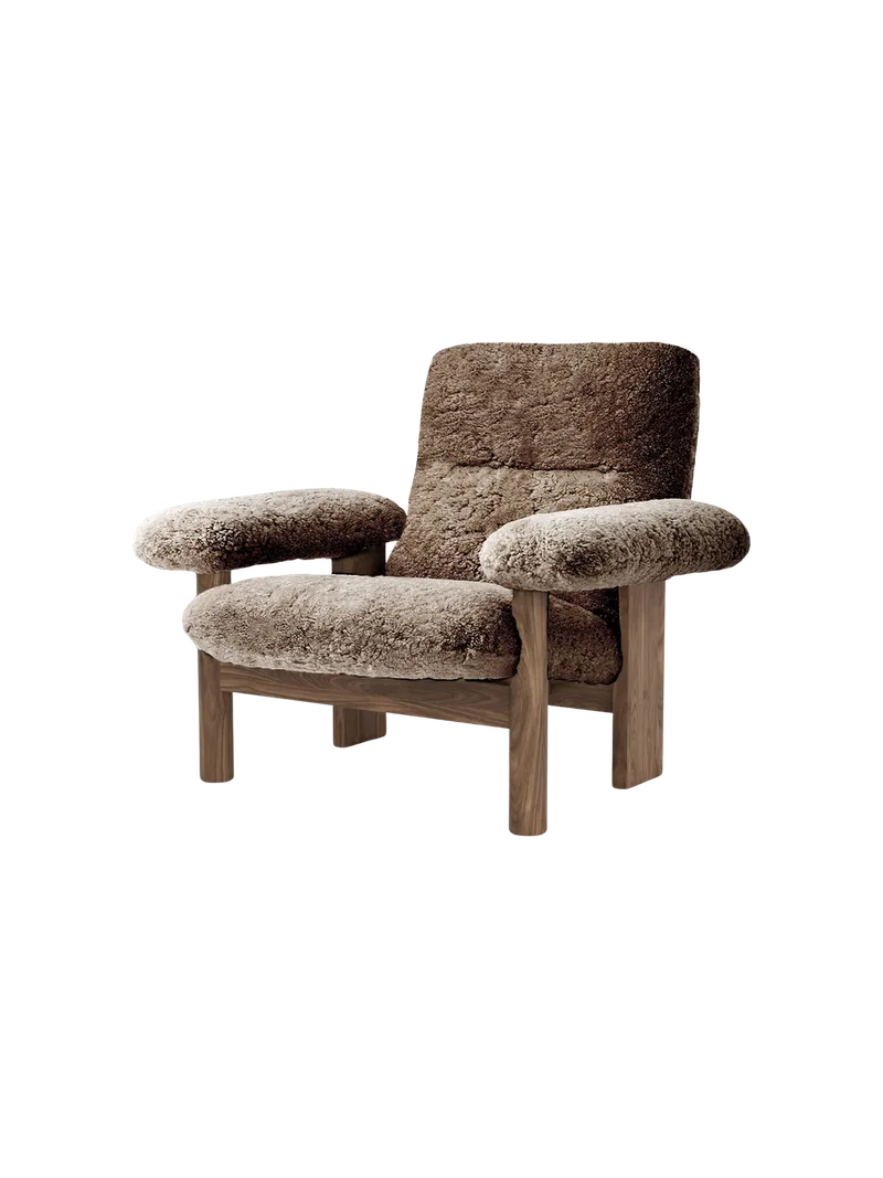 Brasilia Lounge Chair by Audo Copenhagen in Dark Stained Oak, Sheepskin Nature, High Back, Sheepskin – product photo 12 of 30